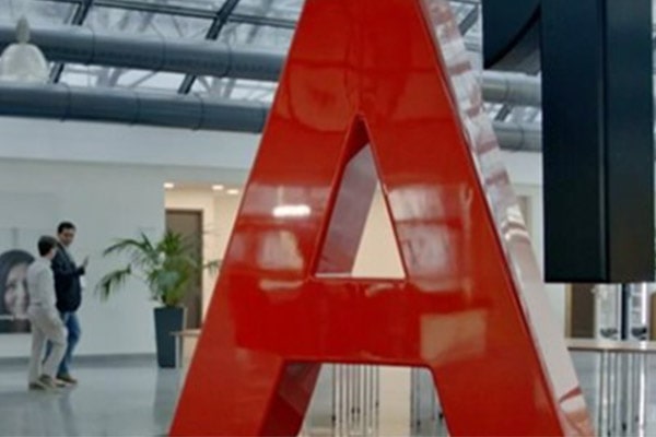 Acubiz Taking the Pain Out of Expense Claims with Convenient Mobile Apps